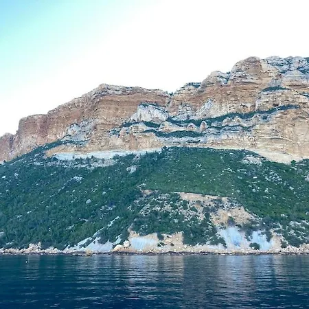 Lou K-Sea Den, Le Terrier De La Mer Cassis Exterior photo